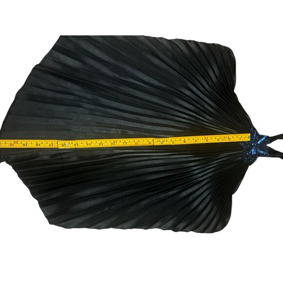 Vintage Cache Evening Y2K Halter Top Black Pleated w/ Sparkle Starfish Size M - Picture 6 of 7